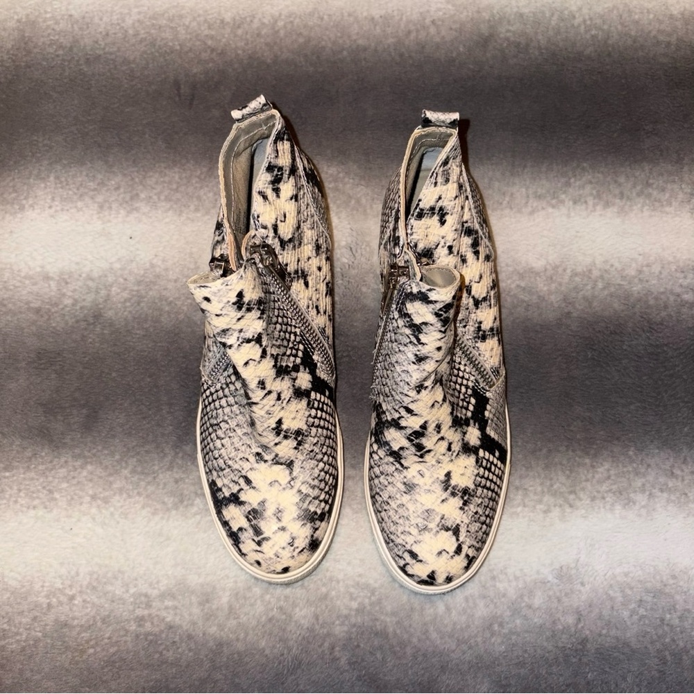 Steve Madden Wedgie Snake Python Print Platform A… - image 4